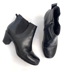 Clarks Gracious Black Leather Bootie